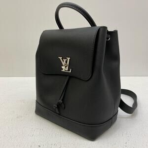 Louis Vuitton Portefeuille Wallet My Lock Me Backpack Daypack